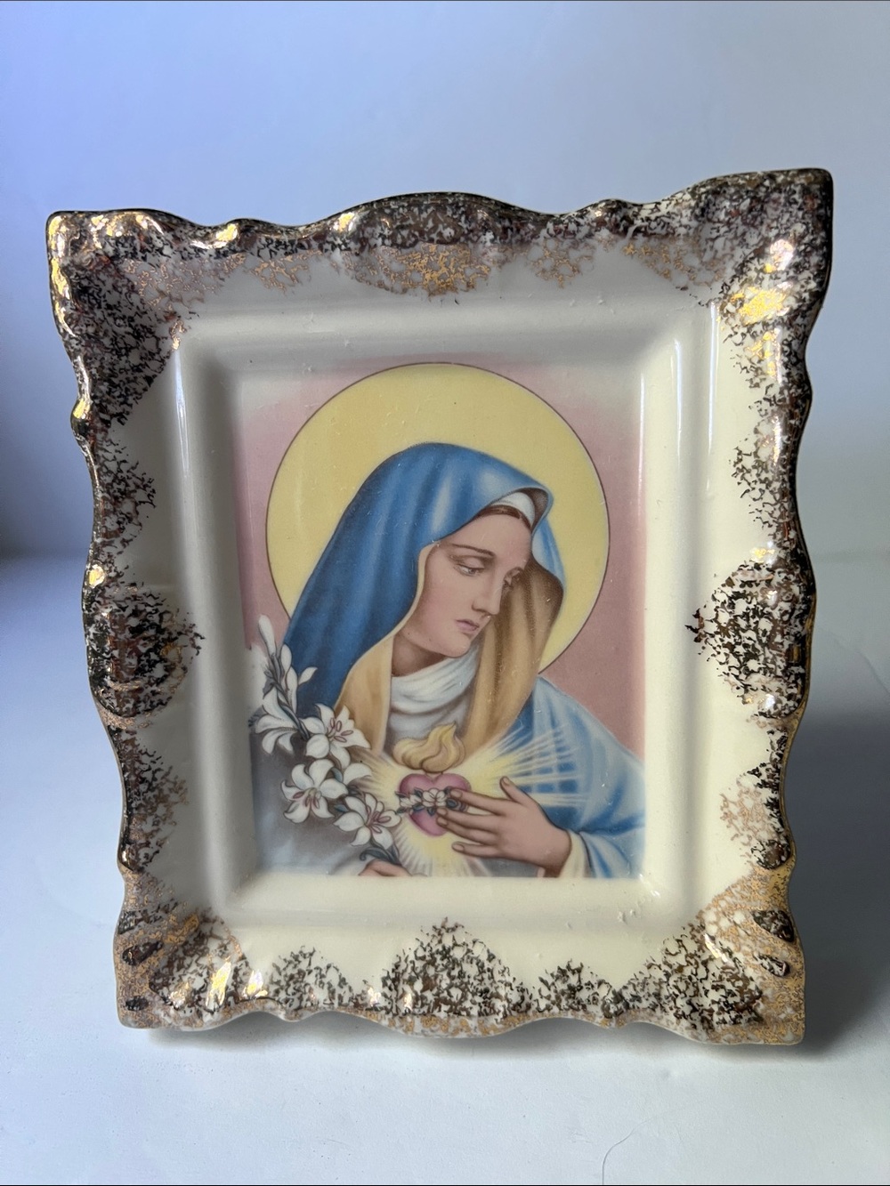 Vintage 24Kt gold Ceramic Sacred Heart of Mary Ornate planter/vase